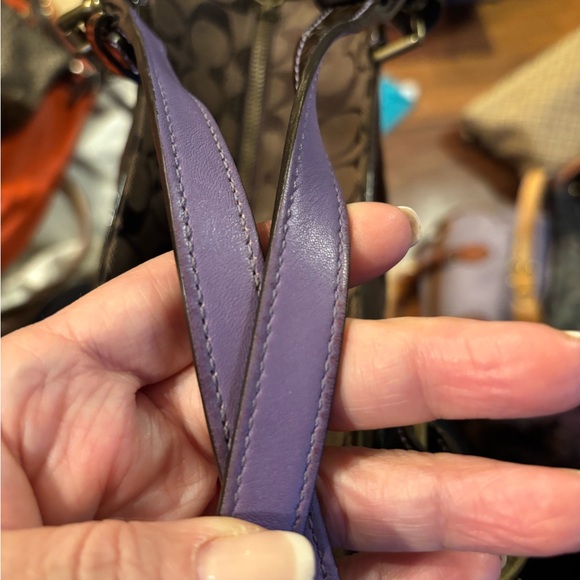 Coach VINTAGE H05J-8F69 Patchwork Suede/Leather/Metallic/Jacquard Zip Tote EUC - Picture 12 of 16